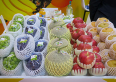 DeamYung Farms is a grower and exporter of Korean fruits. This is a selection of Korean fresh fruits.